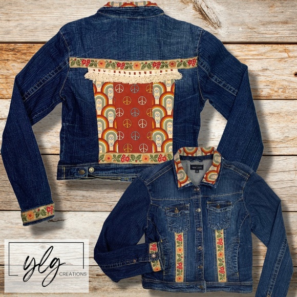 Boho Denim Jacket Hand Crafted Peace Rainbow Fringe Flower Hippie Womens Large - Picture 1 of 14